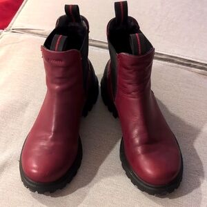 Ecco Women's Tredtray Chelsea Burgundy Red Leather Ankle Boots size 40